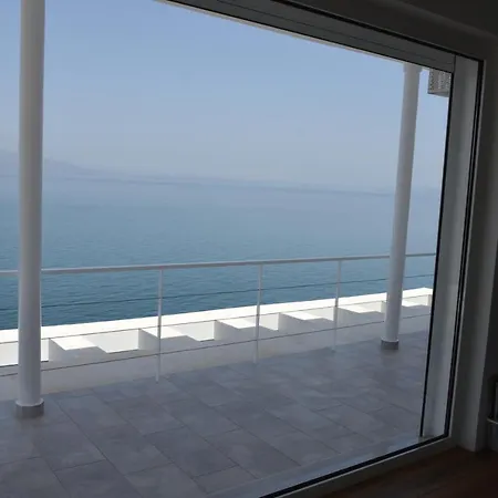 Epipleon Suites Agioi Apostoloi  Exterior photo
